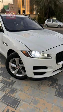جاگوار F-Pace
